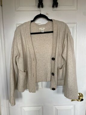 H&M Oversized Cream Button-Front Knit Cardigan with Pockets